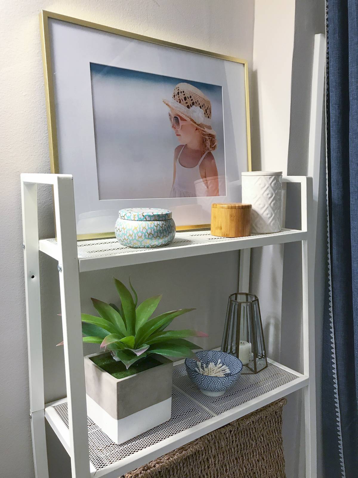 Tips for Styling a Plain Builder Grade Bathroom