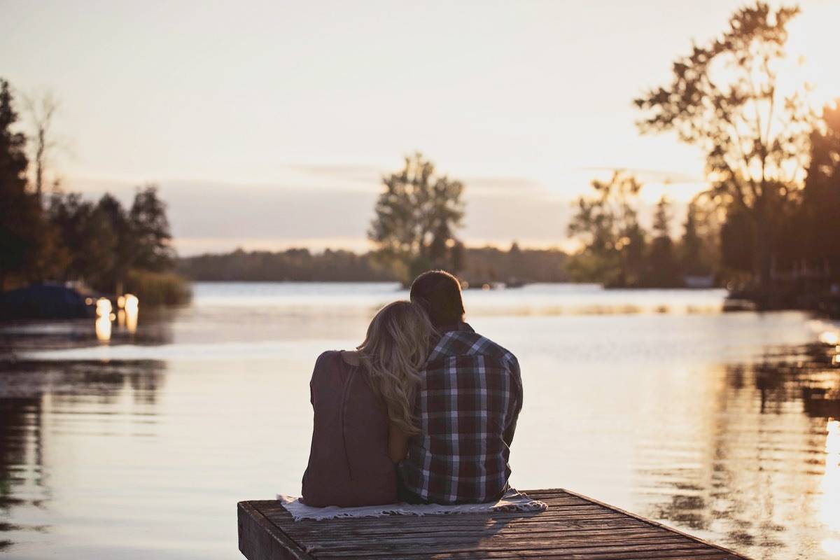 Date ideas that don't suck - 82 things to do on Valentine's Day