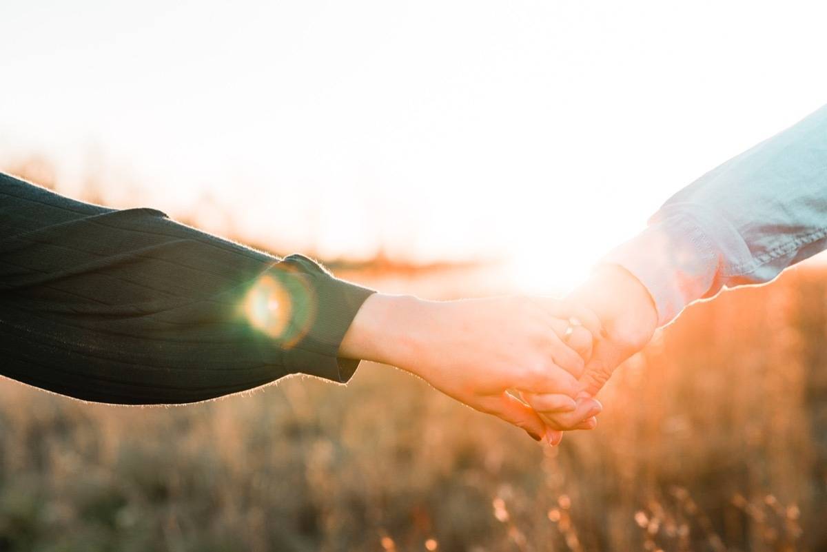 Date ideas that don't suck - 82 things to do on Valentine's Day