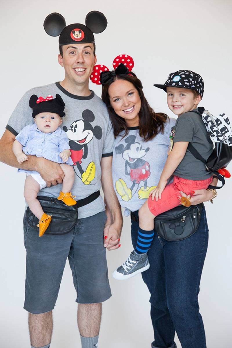 Disney tourists costume