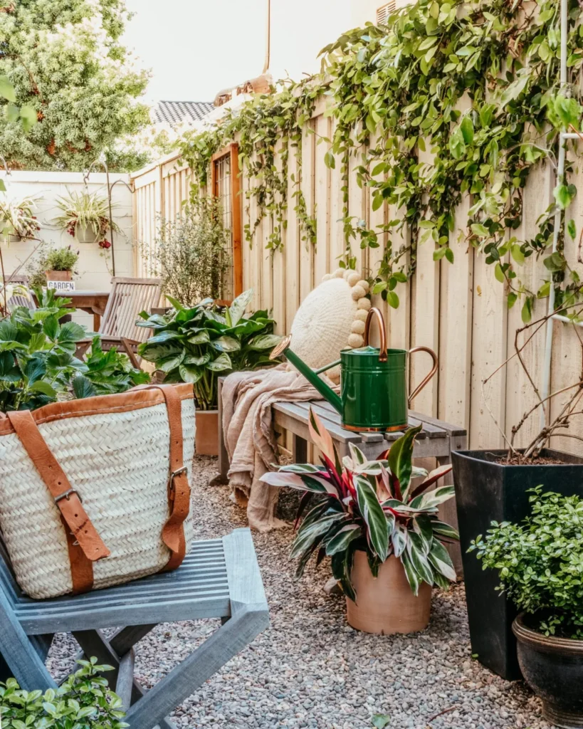 DIY Secret Garden from Anita Yokota.